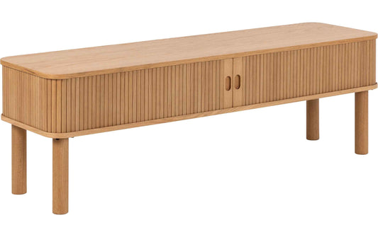 Braunes TV-Möbel aus Holz mit geriffelter Front, zwei Türen und vier Beinen