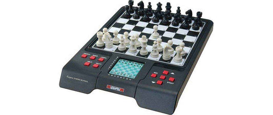 Millennium Chess Karpov Schachschule M805 Schachcomputer