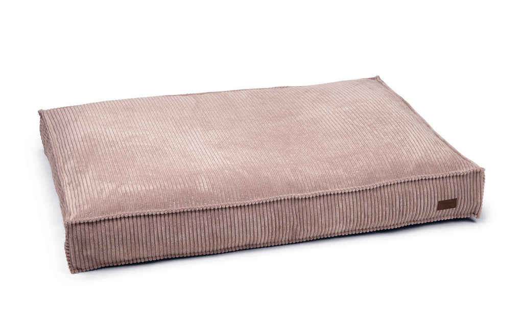 Designed by Lotte Hunde-Bett Ribbed 65x60x20cm