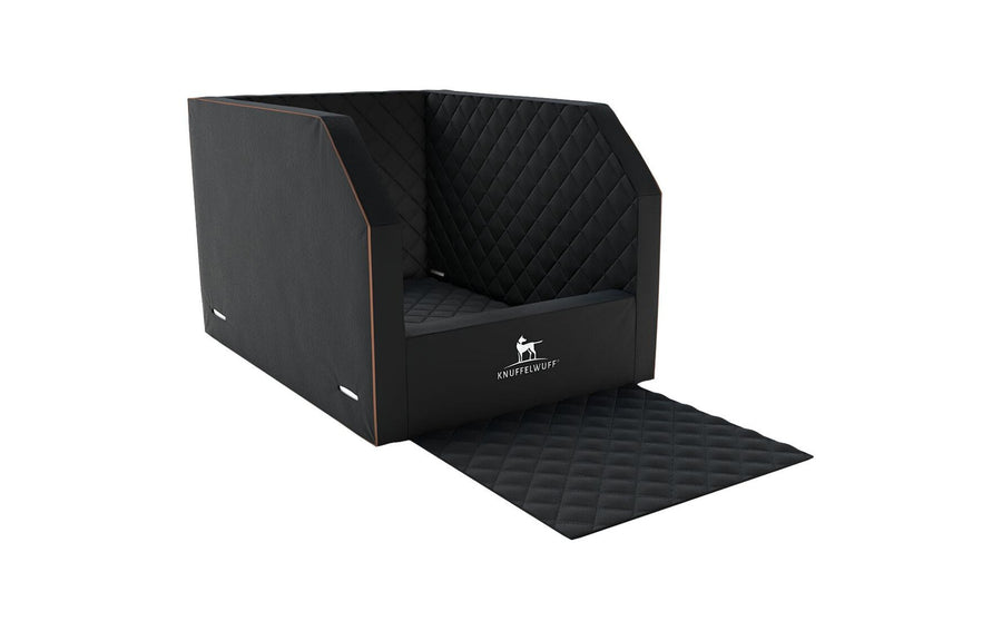 Knuffelwuff Autositz Cargo strapazierfähiger Stoff Schwarz 60x50x50 cm Sport & Freizeit > Freizeit > Zubehör Knuffelwuff