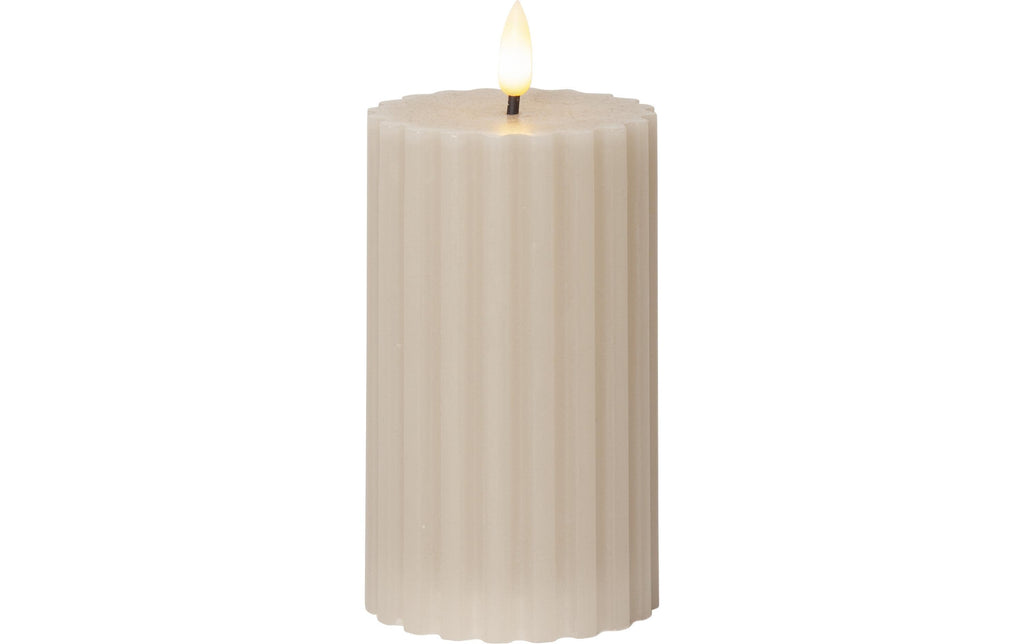 LED-Kerze Pillar Flamme 15 cm batteriebetrieben mit Timer