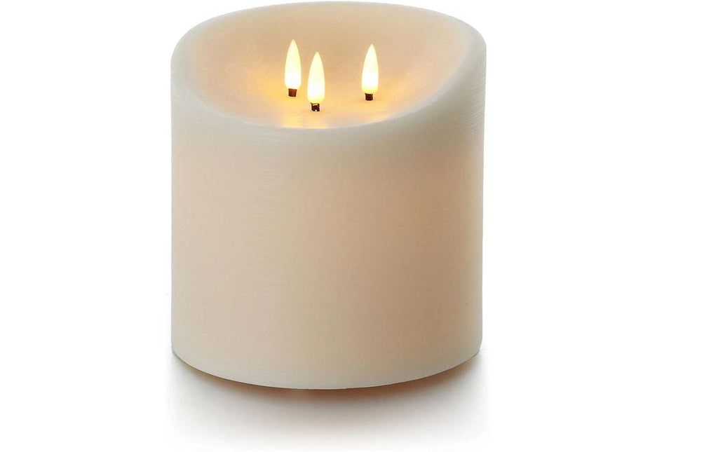 LED Outdoor Echtwachskerze Balthasar Crem 20 cm