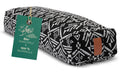 DoYourYoga Yoga-Bolster Paravati Bio-Dinkelspelz, Schwarz/Weiss