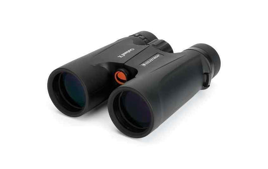 Celestron Outland X 10 x 42 Fernglas in Schwarz mit orangefarbenem Fokussierrad