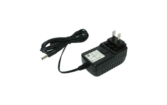 Celestron AC-Netzadapter mit 2 A, schwarzem Gehäuse, Kabel und austauschbarem Netzstecker