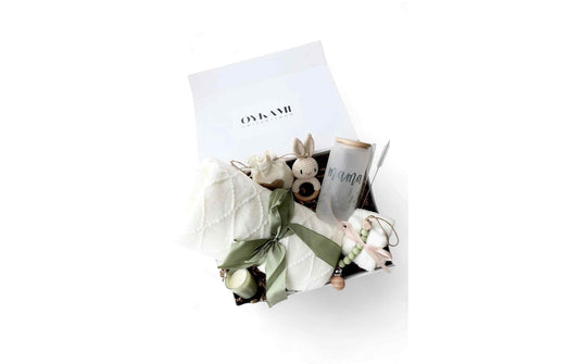 Oykami Mama und Baby Geschenkbox Weisse Decke «Kapstadt» Weiss/Grün