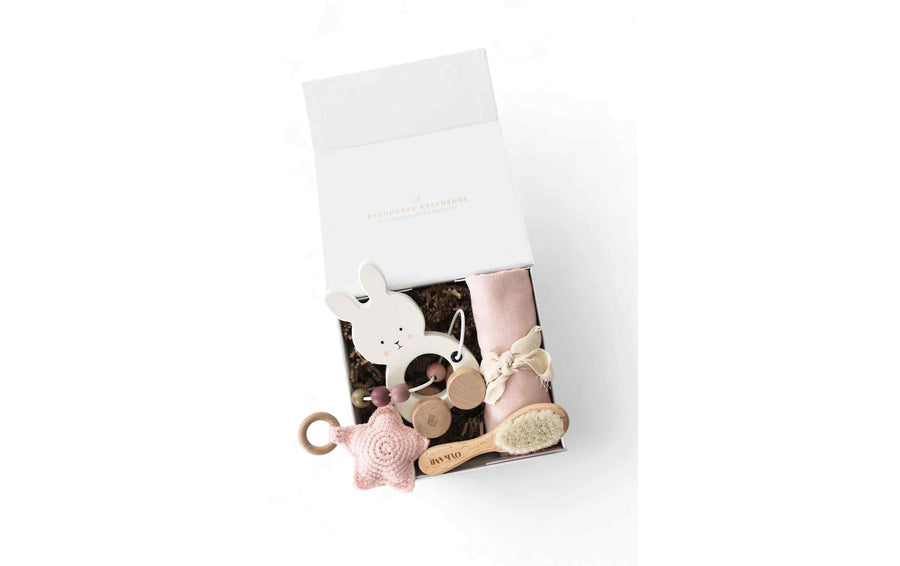 Oykami Baby Geschenkbox «Helsinki» Hase Rosa