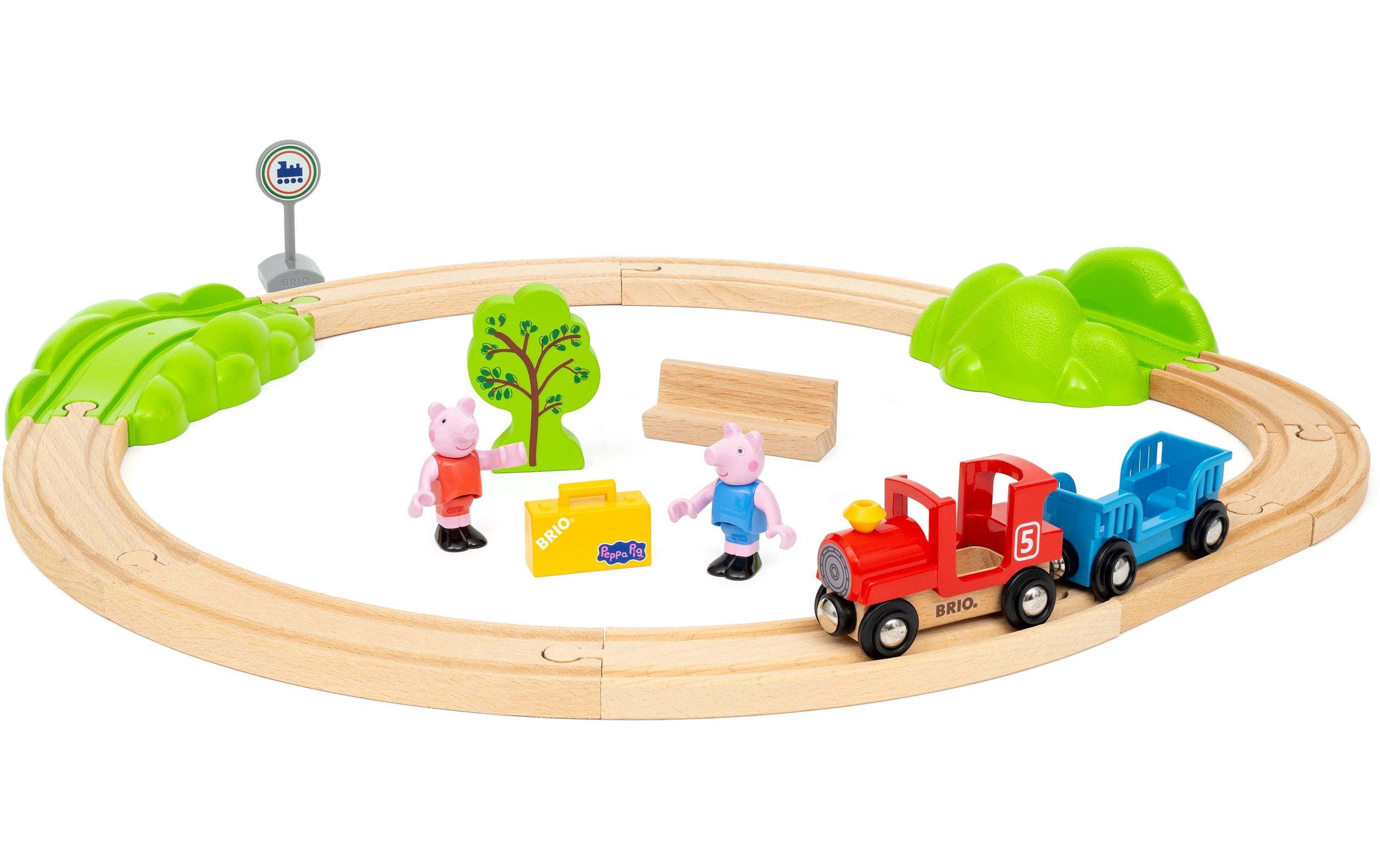 BRIO Holzspielzeug Peppa Pig Train Set